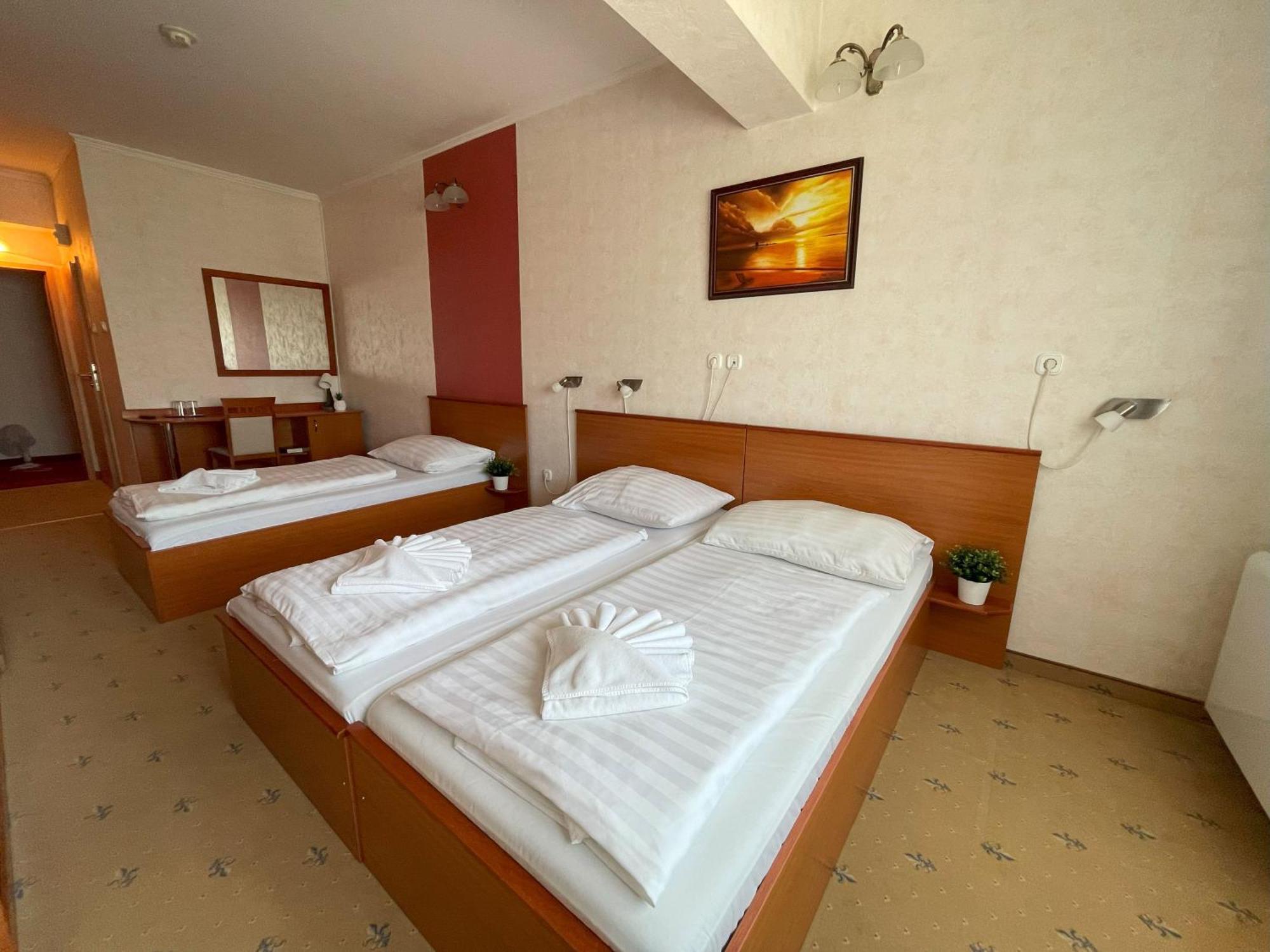 Koenig Hotel Nagykanizsa Εξωτερικό φωτογραφία